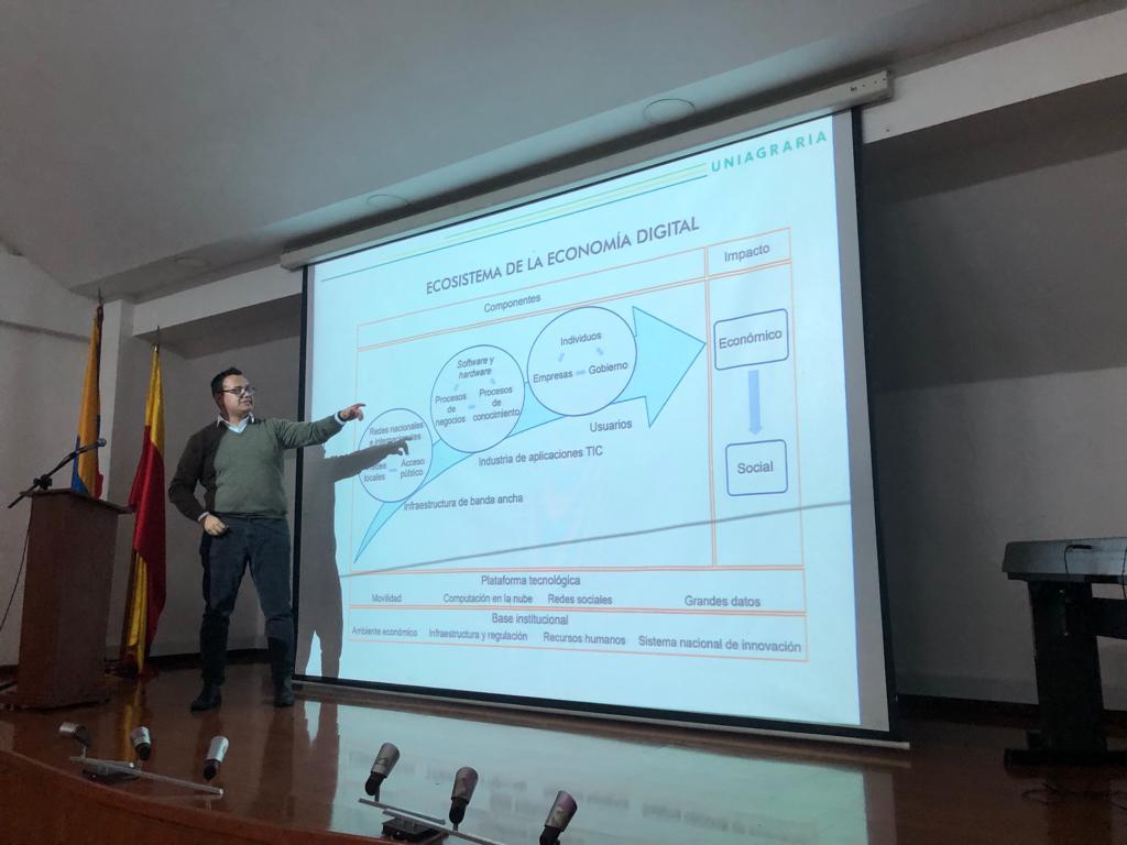 Noche de actualización profesional realizada para Egresados de Contaduría Pública y Administración