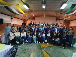 Encuentro de Egresados de Ingeniería Industrial en UNIAGRARIA: un homenaje a la trayectoria y el conocimiento