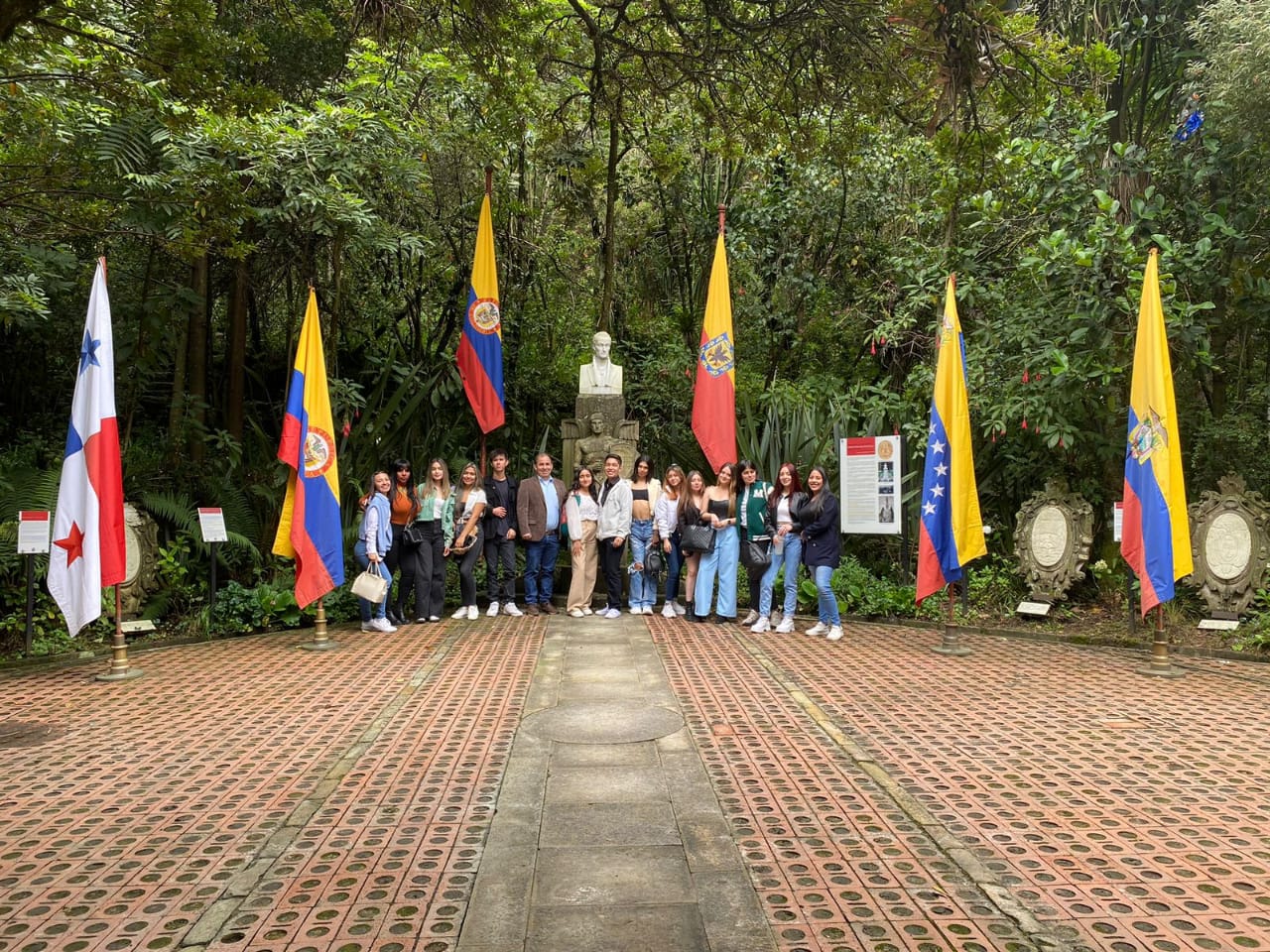 Salida Pedagógica con los estudiantes de Primer Semestre a la Sede de Facatativá