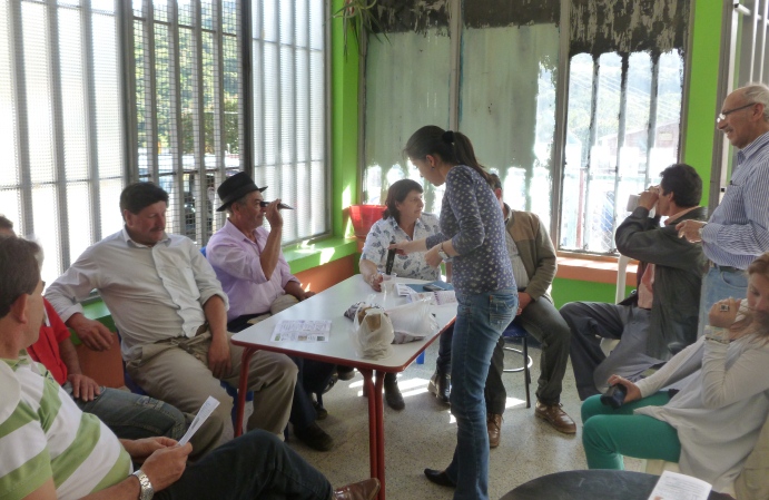 UNIAGRARIA, capacita a productores de mora y mango en los municipios de la Mesa y Gachetá