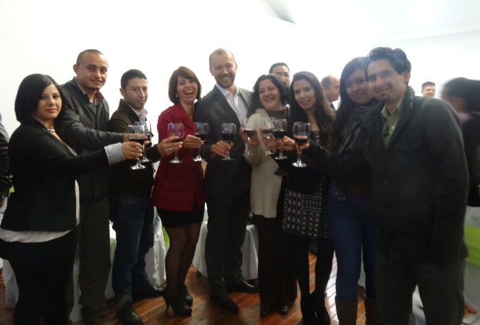 Brindis en honor a nuestros futuros graduandos