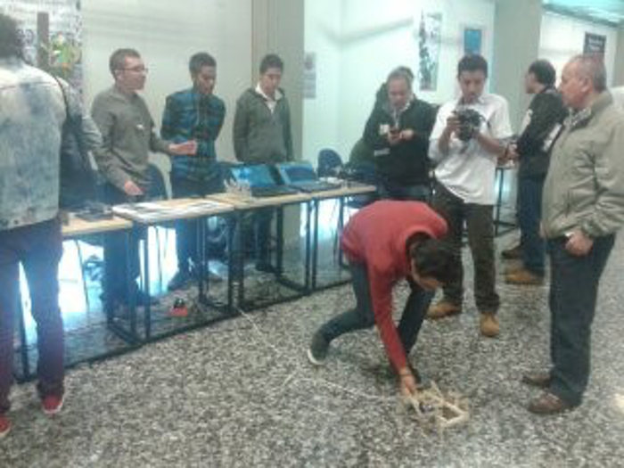 Taller de Bioinspirados en el marco de la celebración del Día Mundial de la Tierra