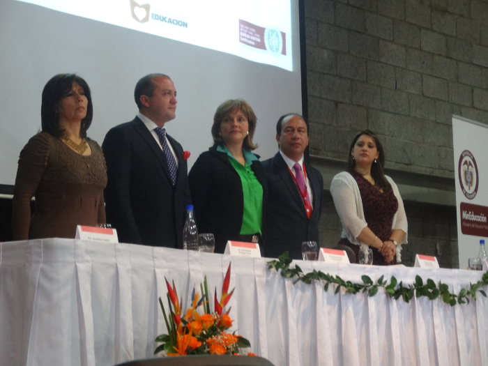 Uniagraria presente en el reconocimiento que le otorgó el municipio de Facatativá a la Dra. María Fernanda Campo Saavedra, actual Ministra de Educación