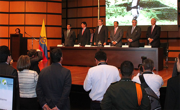 UNIAGRARIA presente en la inauguración de Agroexpo 2015