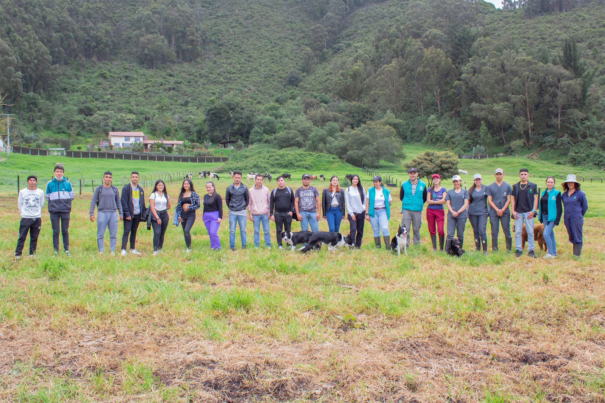 ¡Aspirantes 2022-2 en visita a Uniagraria Tenjo!