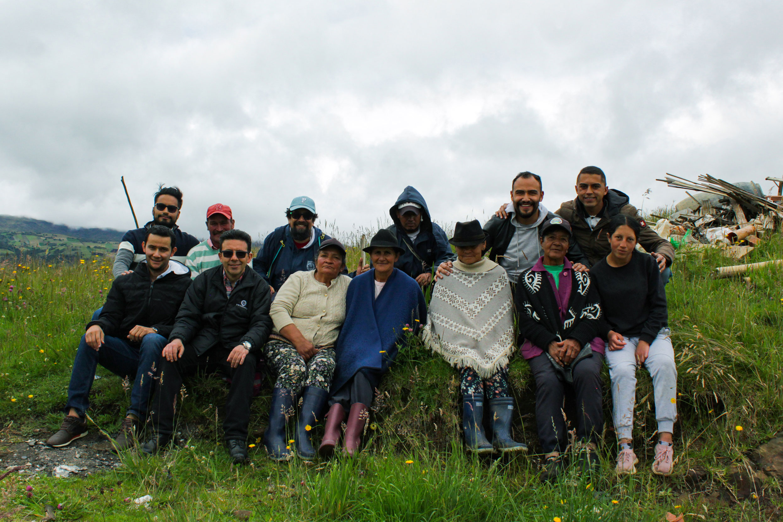 ‘Vivienda Rural Digna’ de UNIAGRARIA, hace entrega de dos casas