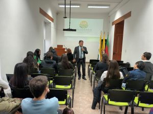 Conferencia: Formación de abogados en tiempos disruptivos, de incertidumbre y de crisis de la justicia