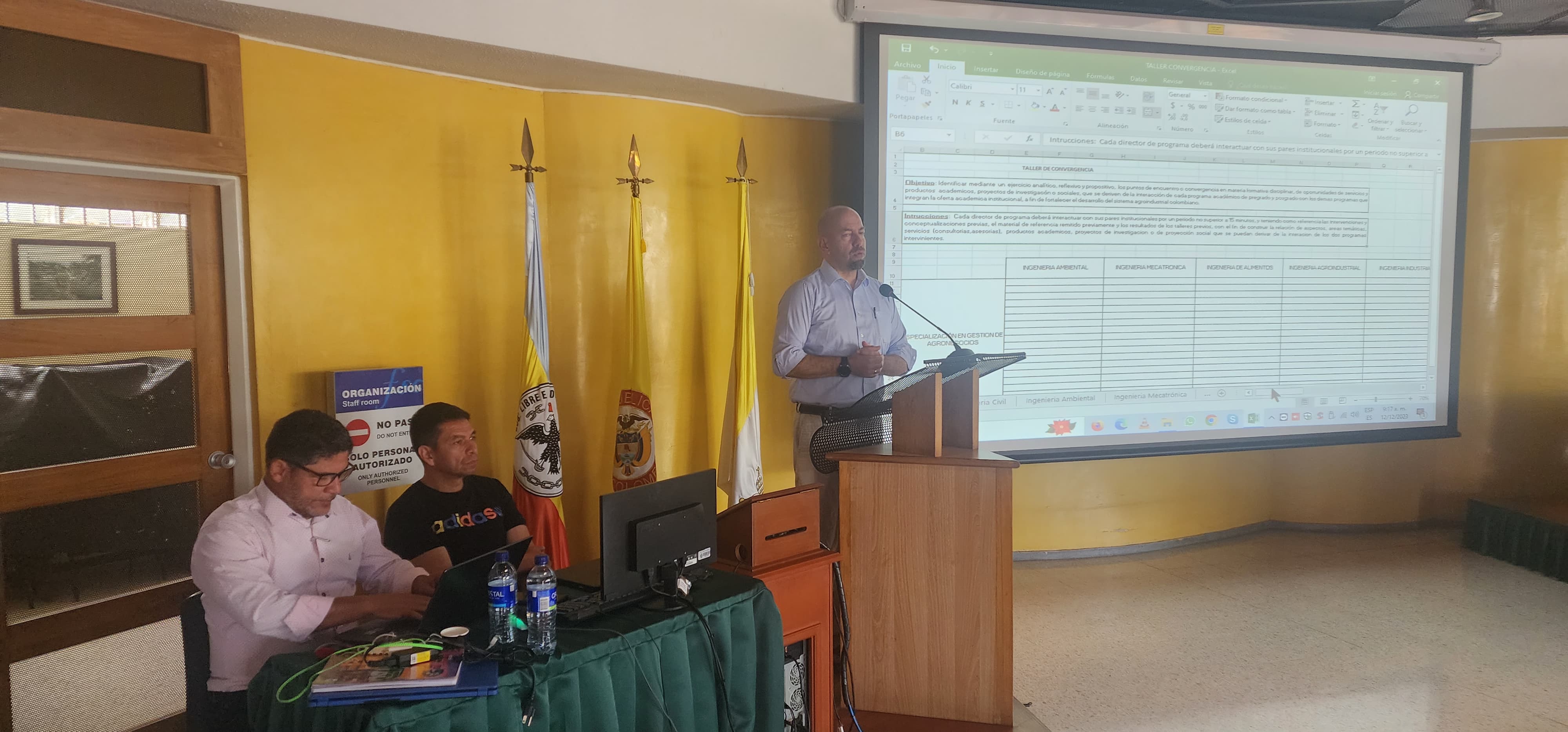 Uniagraria avanza en la construcción del Modelo Agroindustrial y Campesino en taller estratégico