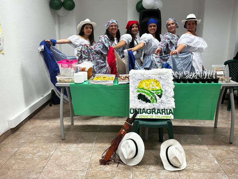 La U Verde de Colombia celebra el Día del Idioma en honor a la diversidad lingüística