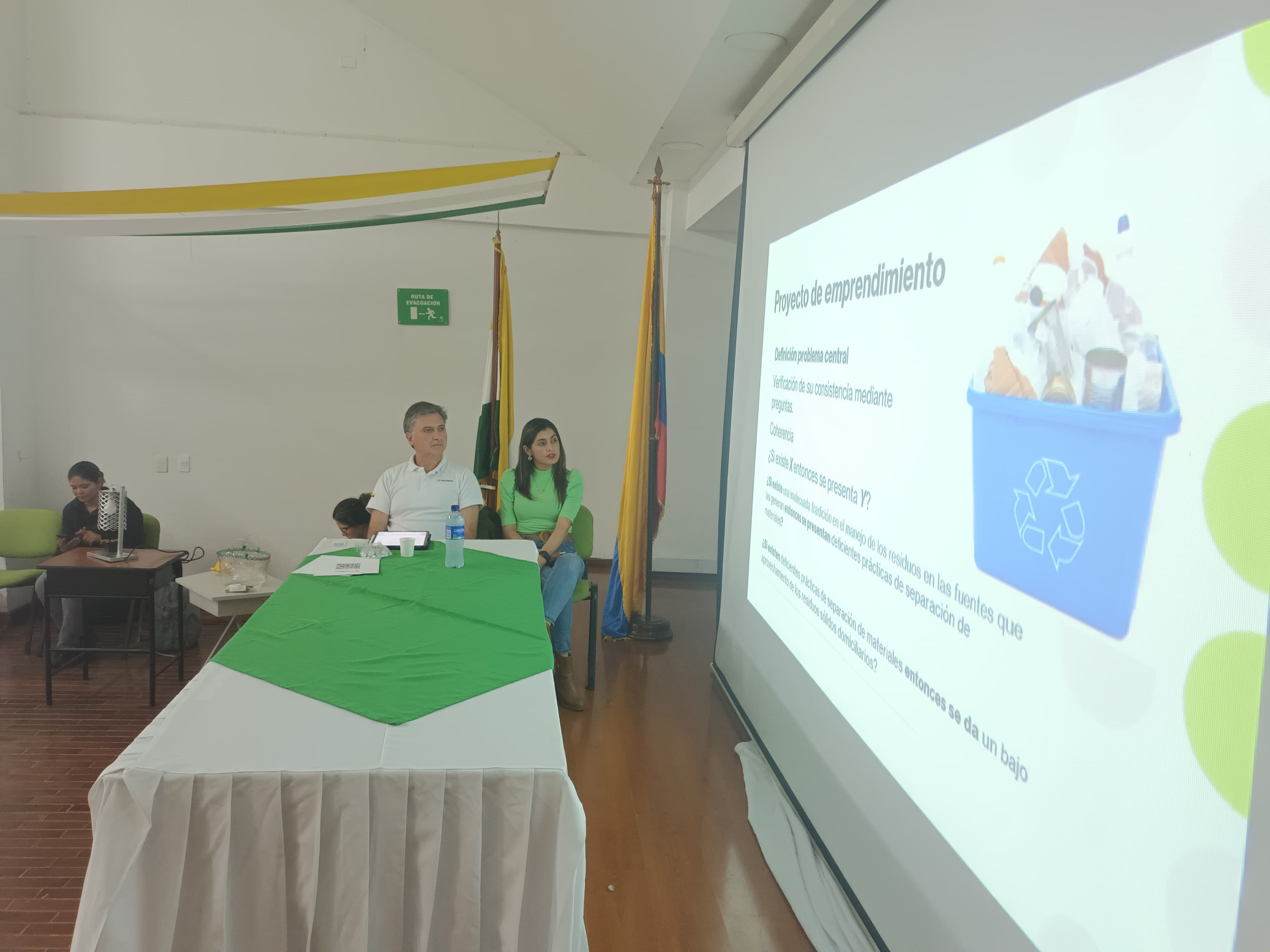 Exitoso primer Encuentro de Ingeniería Ambiental “EcoCiem” en UNIAGRARIA
