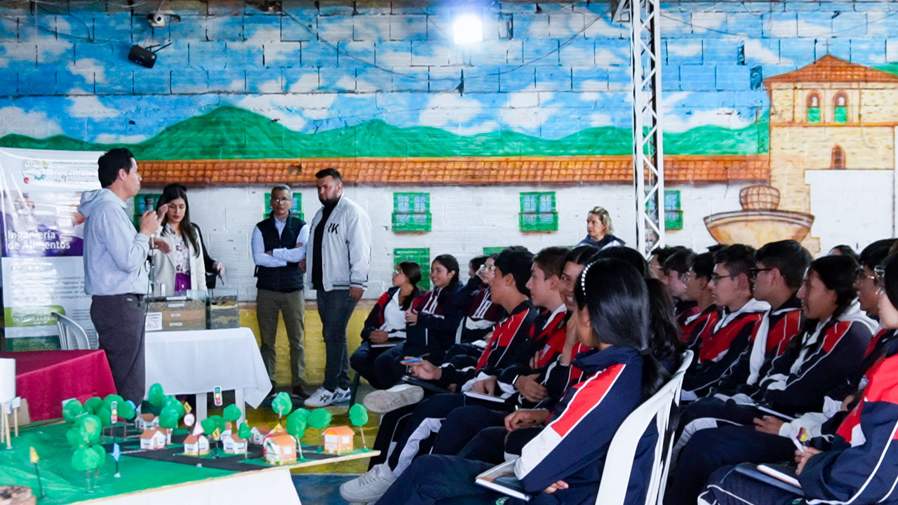 ¡Un día increíble con los futuros profesionales de Colombia!