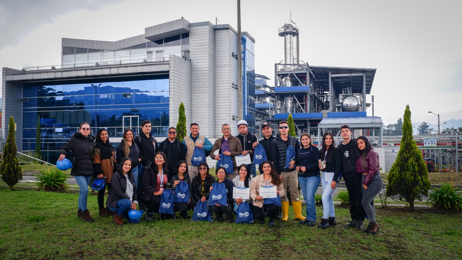 Futuro Sostenible: estudiantes de Ingeniería Agroindustrial exploran la industria de biocombustibles en BioD