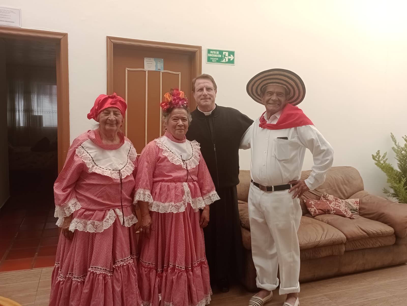 UNIAGRARIA presente en la inauguración de Milagrosa Stereo en Facatativá