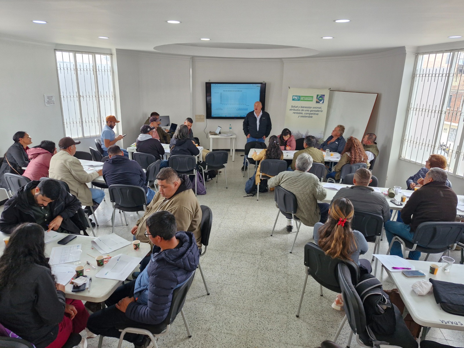 UNIAGRARIA participa en taller sobre Biomasa, Aforo y Producción de CO₂ en Facatativá