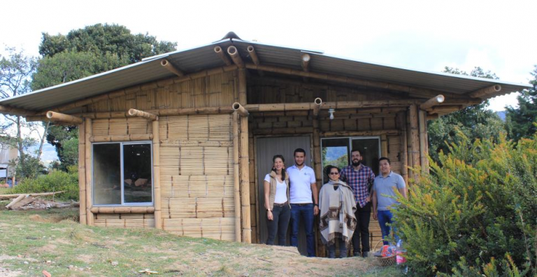 Vivienda digna en el campo: así se construyen viviendas rurales con recursos del territorio