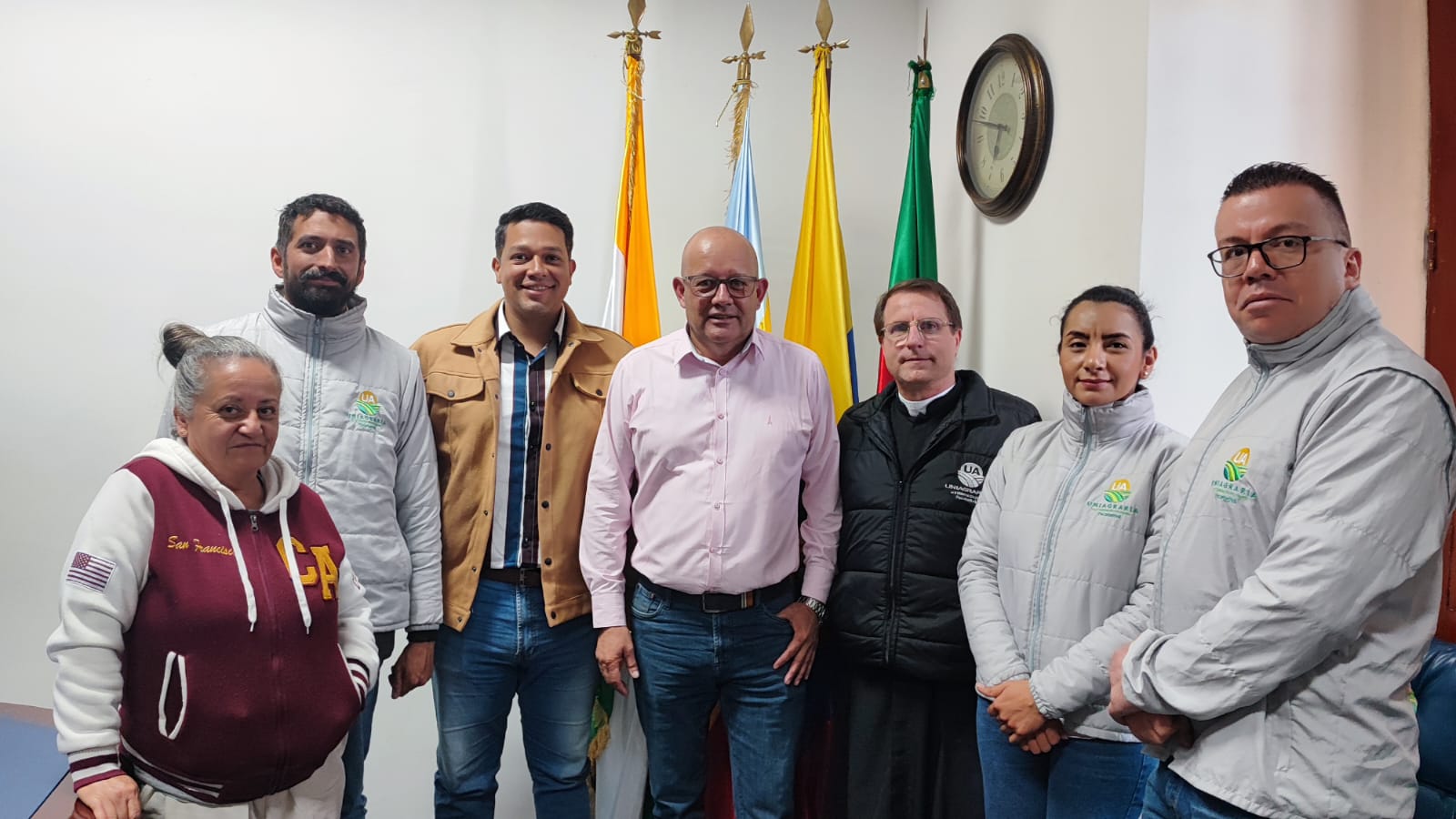 UNIAGRARIA y el Municipio de Quipile firman convenio “Uniagraria Acompaña” en beneficio de la comunidad