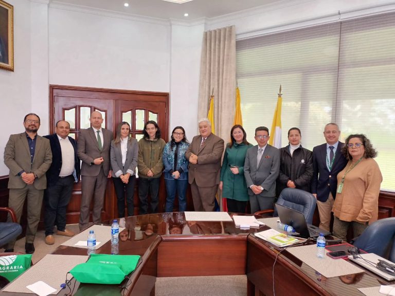 UNIAGRARIA y Gobernación de Cundinamarca unen esfuerzos por el campo colombiano