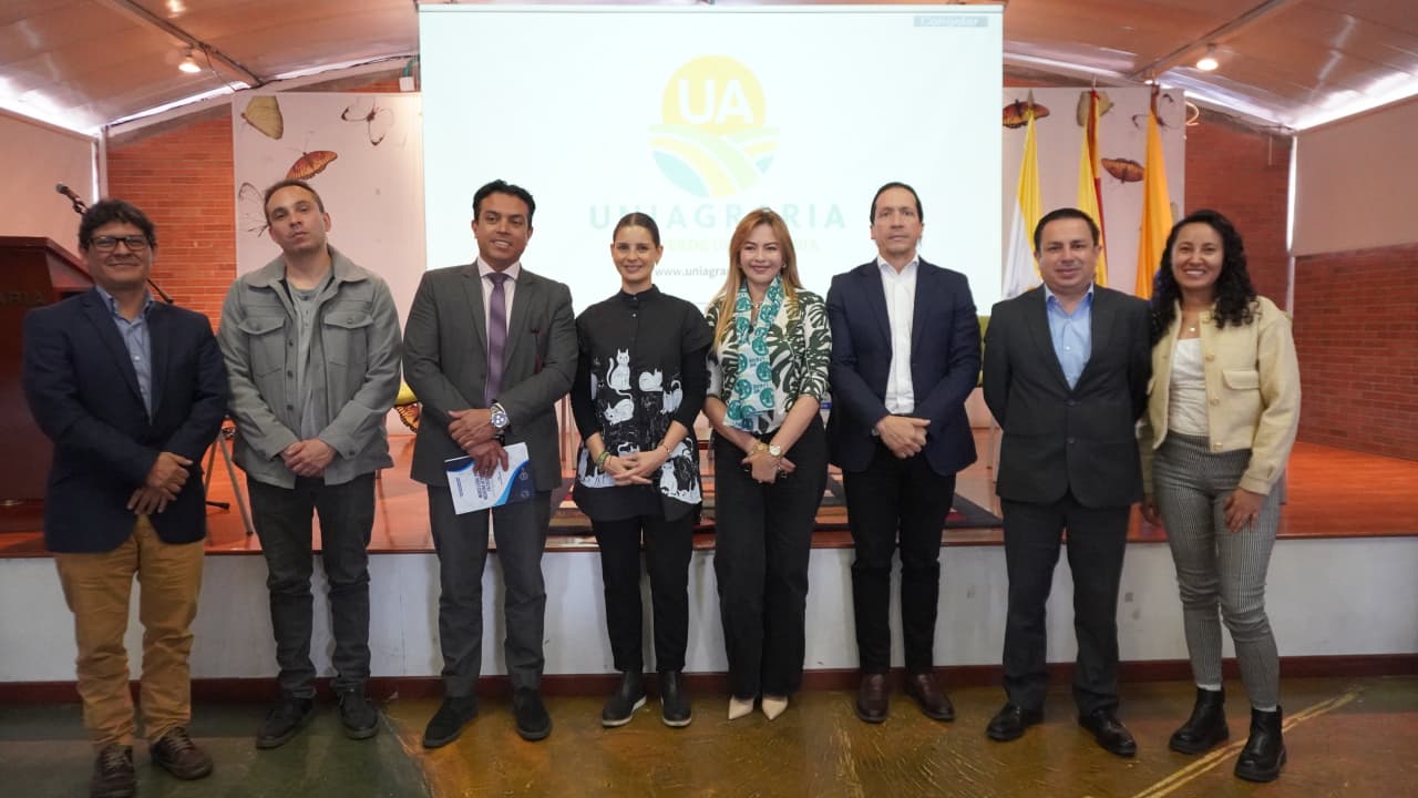 Conversatorio “Crear Estado para los Animales” impulsa el debate sobre políticas públicas de protección y Bienestar Animal