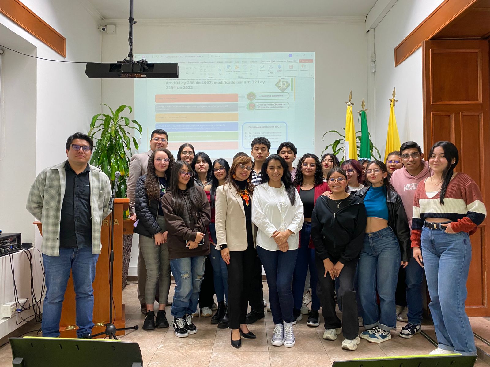 Facultad de Ciencias Jurídicas y Sociales de UNIAGRARIA realizó franja académica sobre Áreas de Protección para la Producción de Alimentos (APPA) en Derecho Facatativá