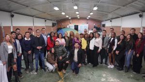 UNIAGRARIA fortaleció lazos con sus egresados en un emotivo reencuentro